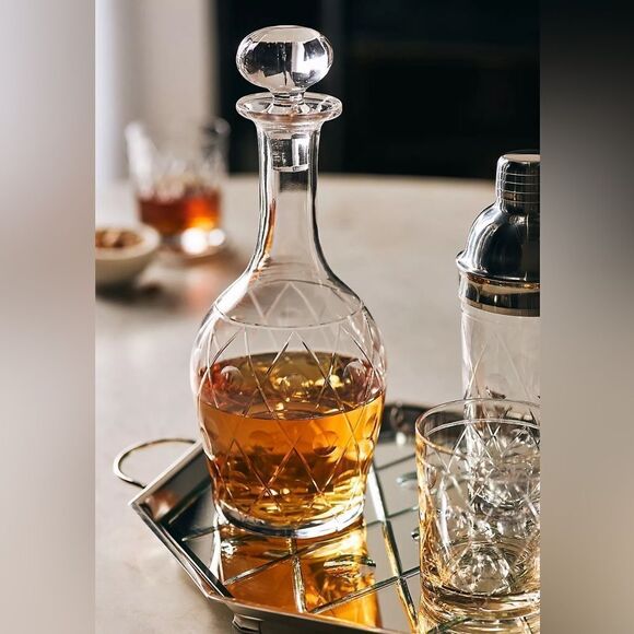 ❤️ The Met Collection Decanter - Luxe! - Picture 1 of 5